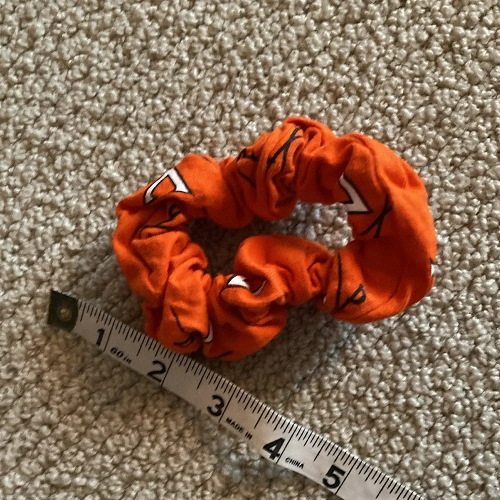 University of Virginia Large Scrunchie Orange Wahoo UVA Hair Tie EUC Clean